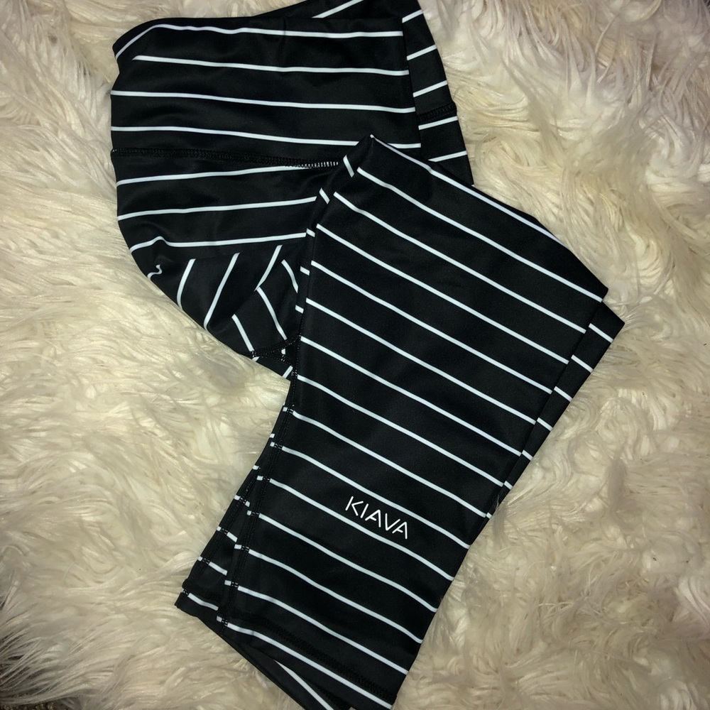 Kiava Striped Capri (Luxe Fabric)